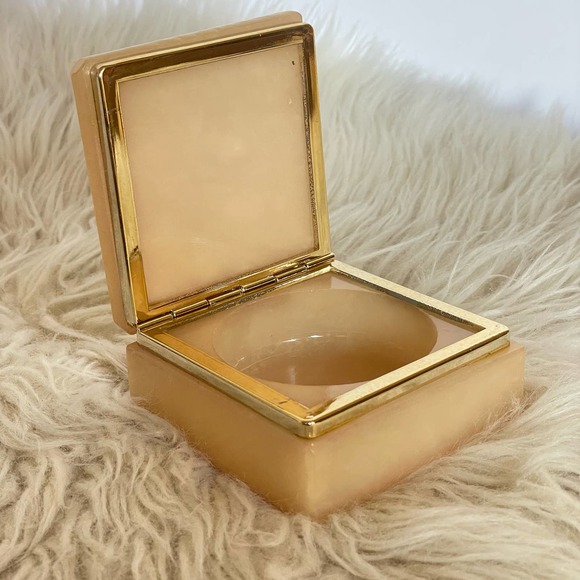 Vintage Alabaster Trinket Jewelry Holder. Antique Italian Powder Box - Picture 2 of 9